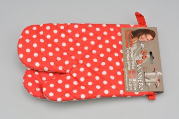Teflonové kuchyňské rukavice s magnetem - Set 2ks (26x18cm) - Červené s puntíky
