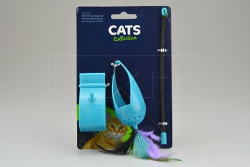 Závěsná hračka na šňůrce s pírkama CATS…