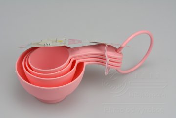 Set 4ks plastových odměrek QLÚX 60-240ml (16cm) - Růžové