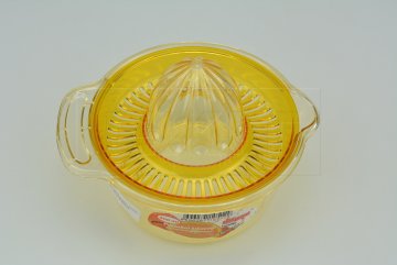 Praktický transparentní odšťavňovač citrusů s nádobkou a výlevkou (400ml)