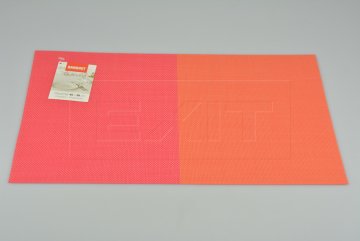 Pletené plastové prostírání BANQUET (45x30cm) - Růžovo-oranžové